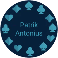 Spelmarker med texten Patrik Antonius