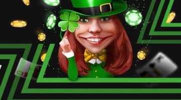 Animerad kvinna iklädd gröna kläder och grön hatt håller upp en fyrklöver. I bakgrunden swishar pokermarker och spelkort förbi.